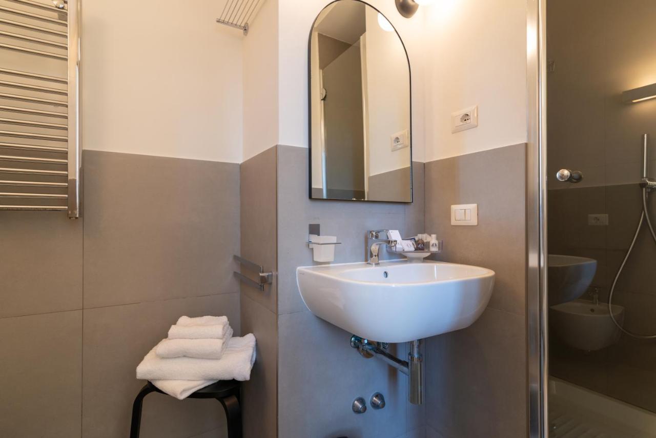 Отель Relais Virgilio Рим Экстерьер фото
